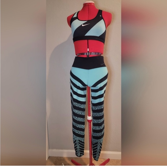 Nike Set !! - Picture 1 of 4